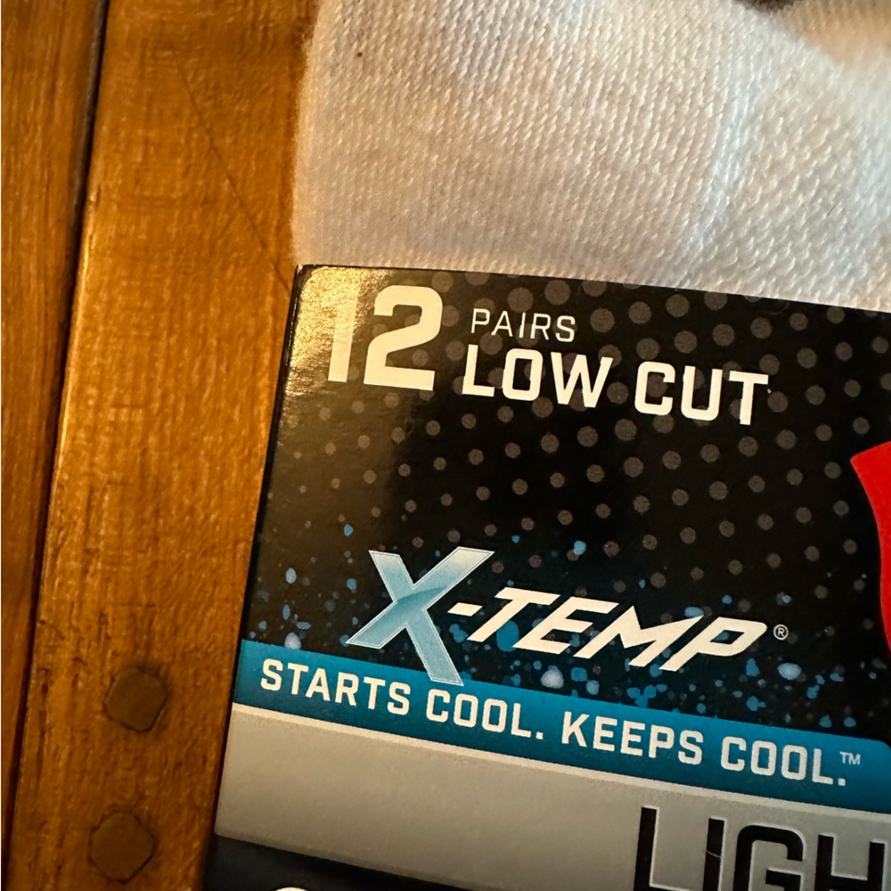 Hanes Lightweight low cut socks - Picture 3 of 4